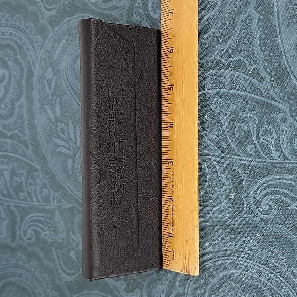 Shaquille O'Neal Black Eyeglass Case (Case Only) - Picture 9 of 11